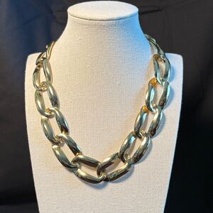 Elegant Gold Chain Necklace